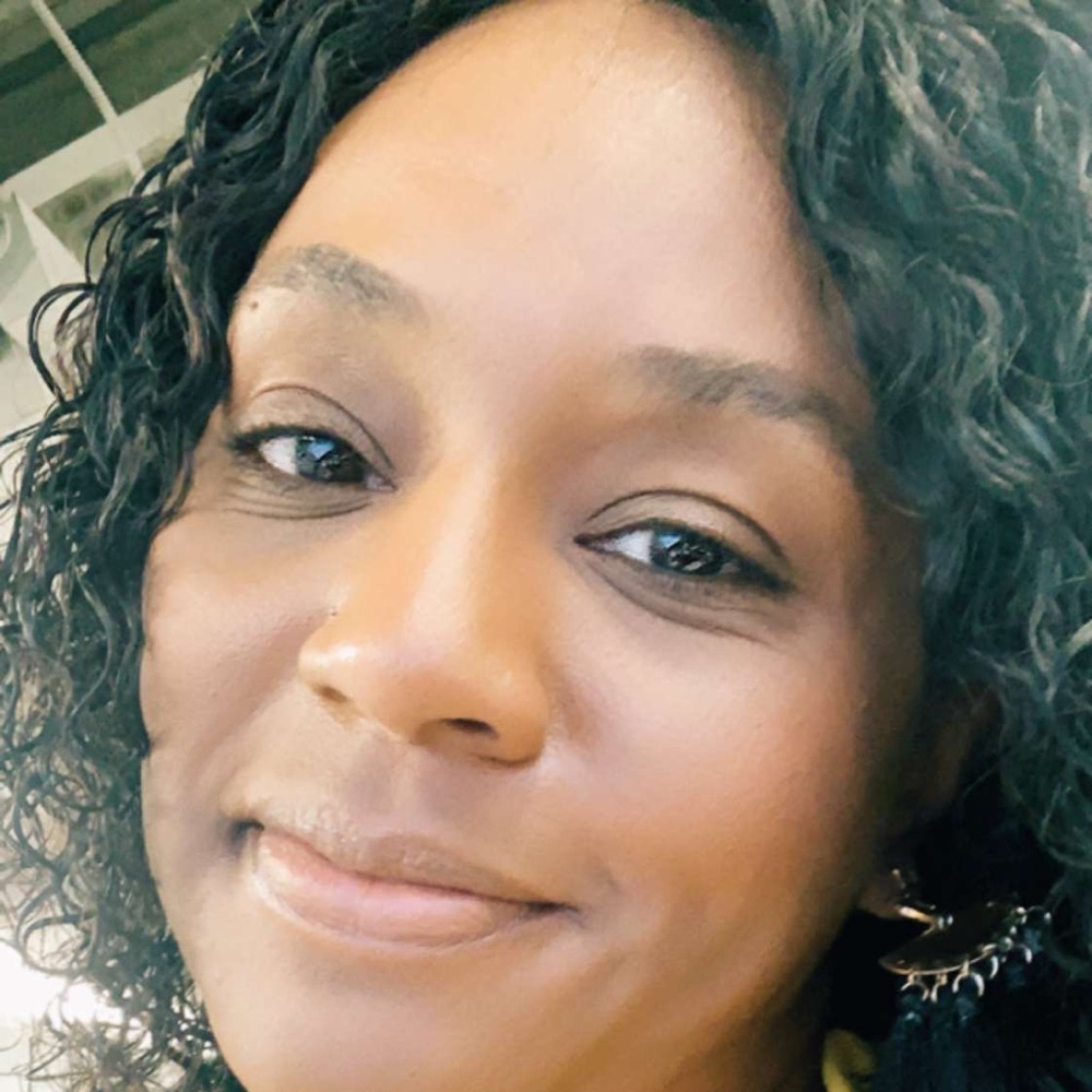 Meet your Posher, Tiffany